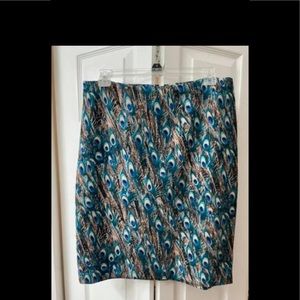 Middle back zip/Back split as typical pencil skirt/ Fully lined